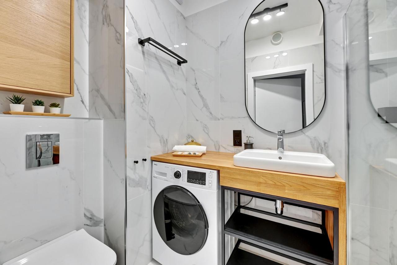 Apartament Walowa Shipyard Gdańsk Buitenkant foto